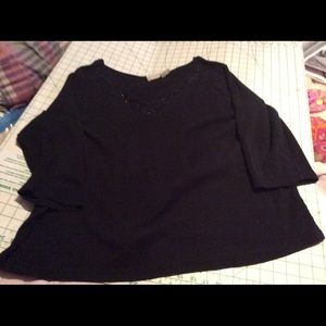 Black top w/lace sequin